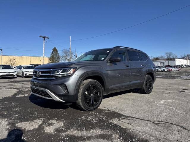 used 2022 Volkswagen Atlas car, priced at $25,000