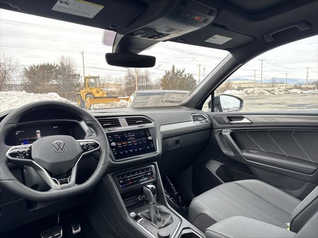 new 2024 Volkswagen Tiguan car, priced at $36,518
