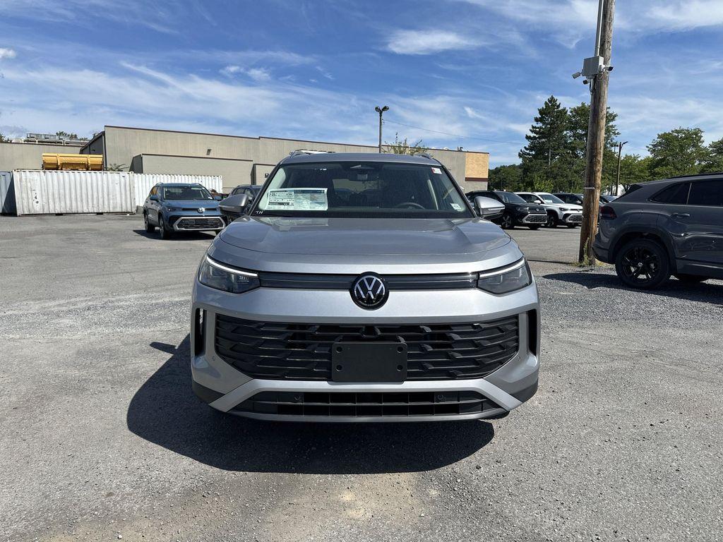 new 2025 Volkswagen Tiguan car, priced at $36,019