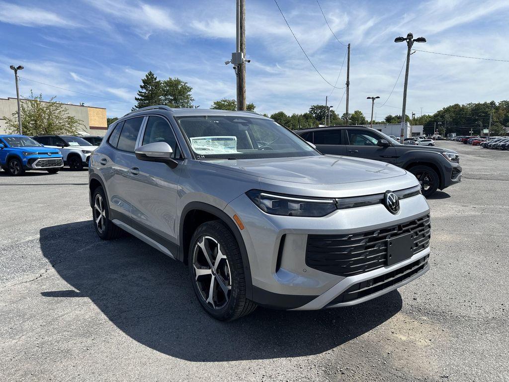 new 2025 Volkswagen Tiguan car, priced at $36,019