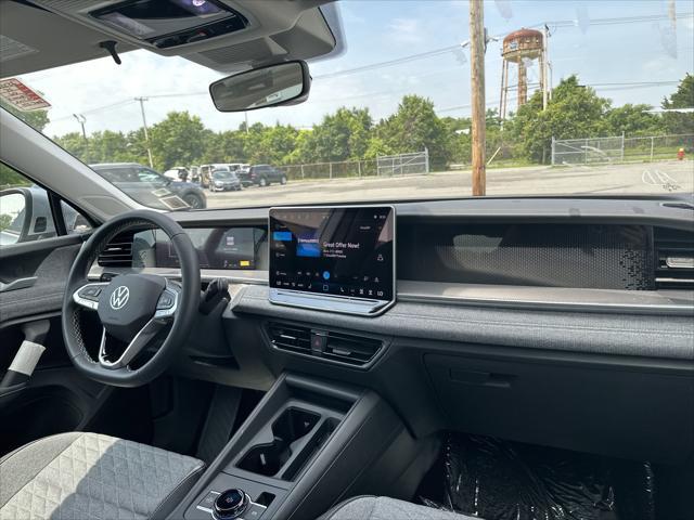 new 2025 Volkswagen Tiguan car, priced at $31,325