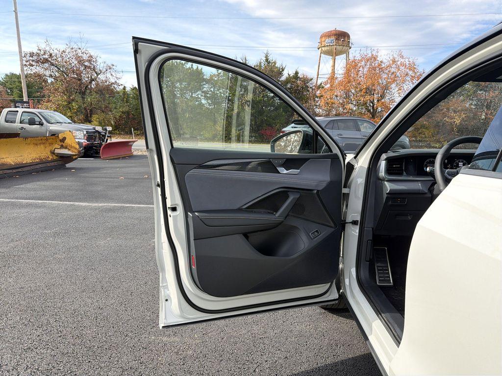 new 2026 Volkswagen Tiguan car, priced at $40,119