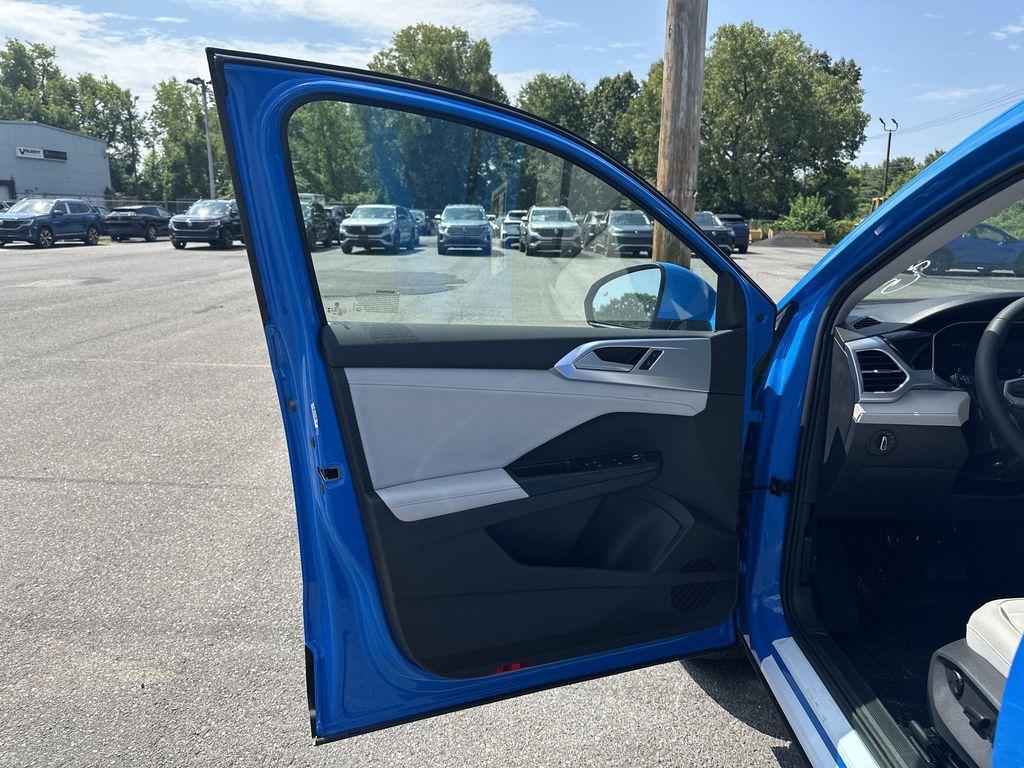 new 2025 Volkswagen Taos car, priced at $32,465