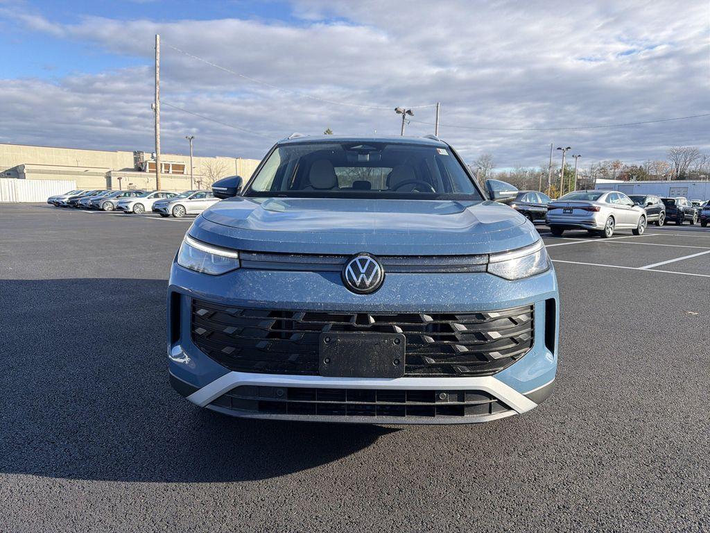 new 2025 Volkswagen Tiguan car, priced at $35,326