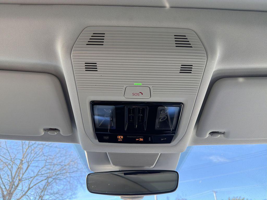 new 2025 Volkswagen Tiguan car, priced at $35,326