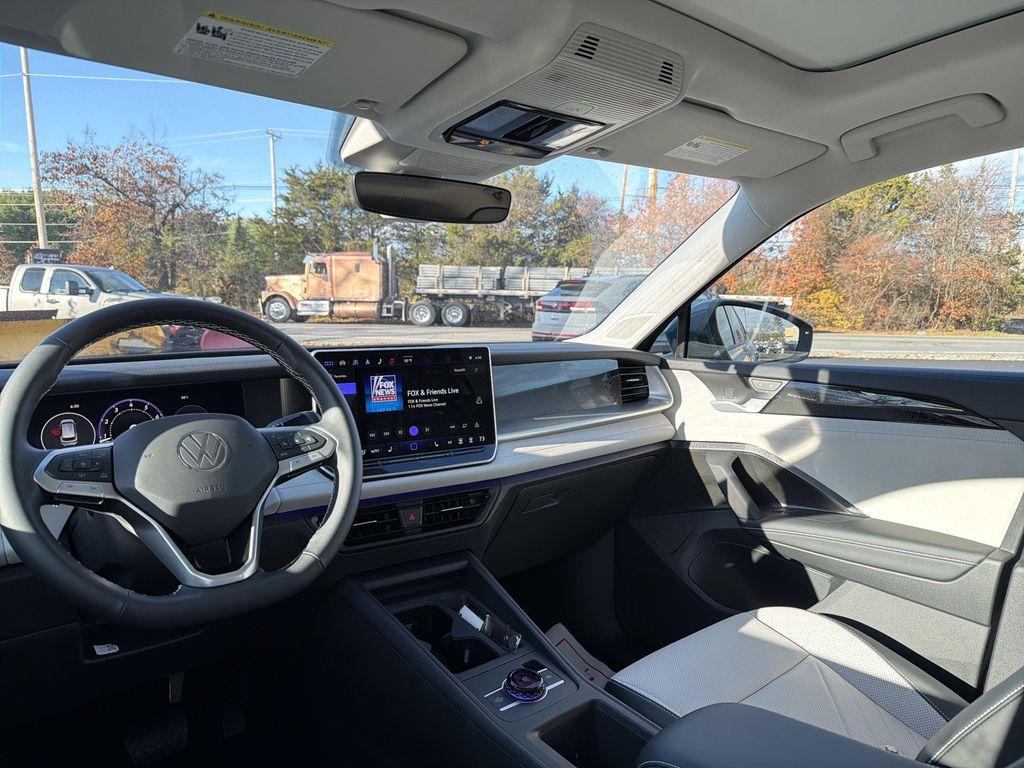 new 2025 Volkswagen Tiguan car, priced at $35,326