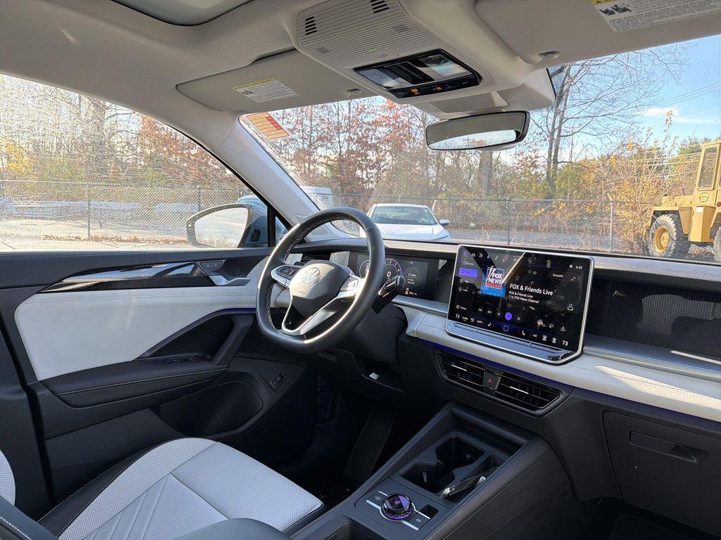 new 2025 Volkswagen Tiguan car, priced at $35,326