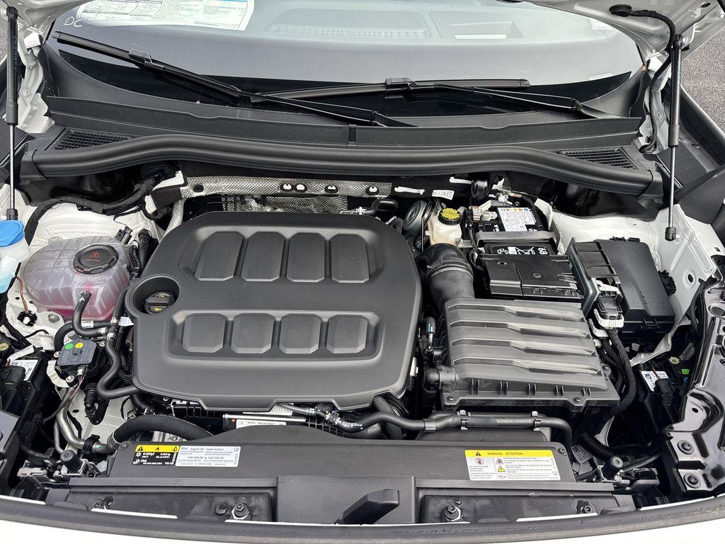 new 2025 Volkswagen Tiguan car, priced at $37,702