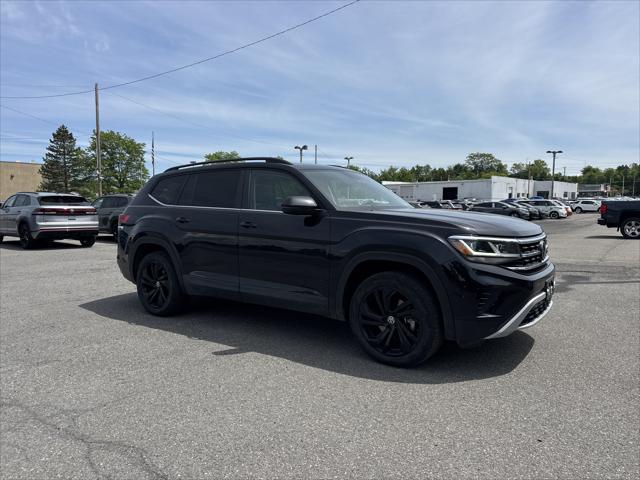 used 2023 Volkswagen Atlas car, priced at $33,333