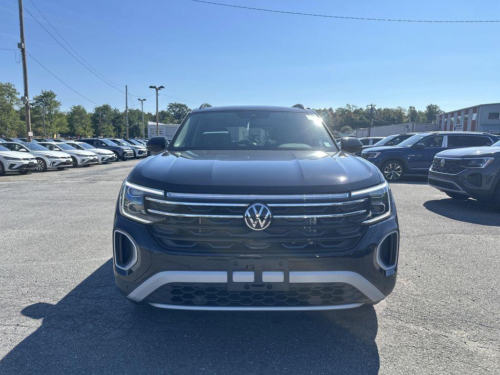 new 2026 Volkswagen Atlas car, priced at $48,421