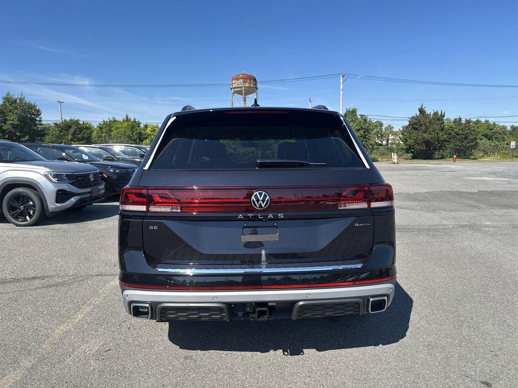 new 2026 Volkswagen Atlas car, priced at $48,421