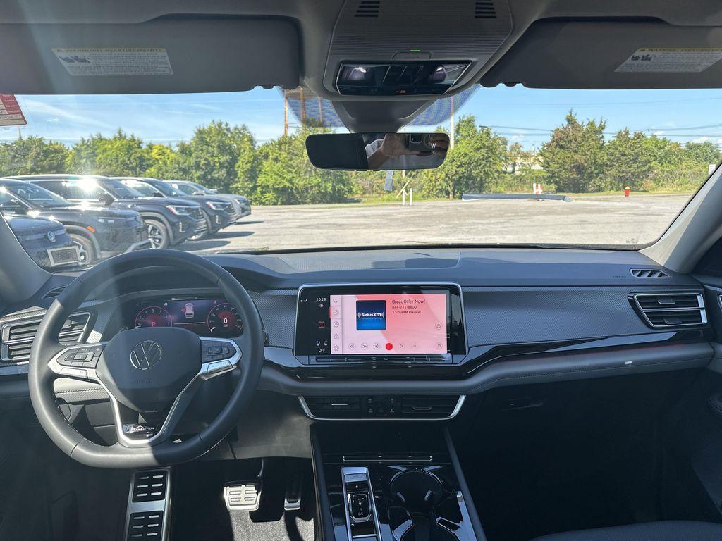 new 2026 Volkswagen Atlas car, priced at $48,421