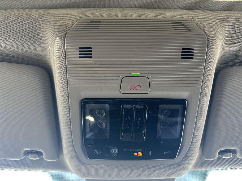 new 2026 Volkswagen Atlas car, priced at $48,421