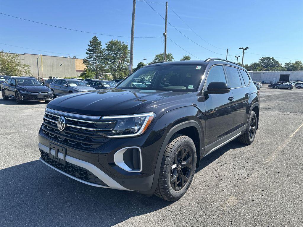 new 2026 Volkswagen Atlas car, priced at $48,421