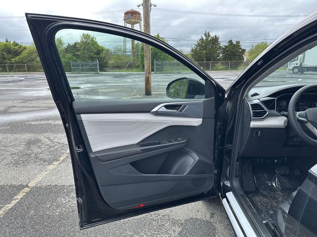 new 2025 Volkswagen Taos car, priced at $34,053