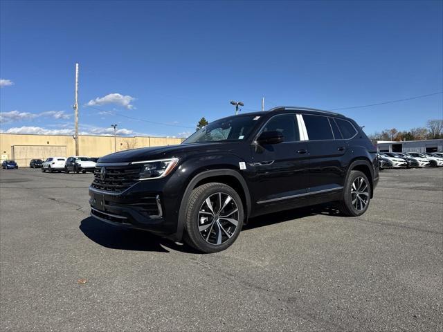 new 2024 Volkswagen Atlas car, priced at $50,838