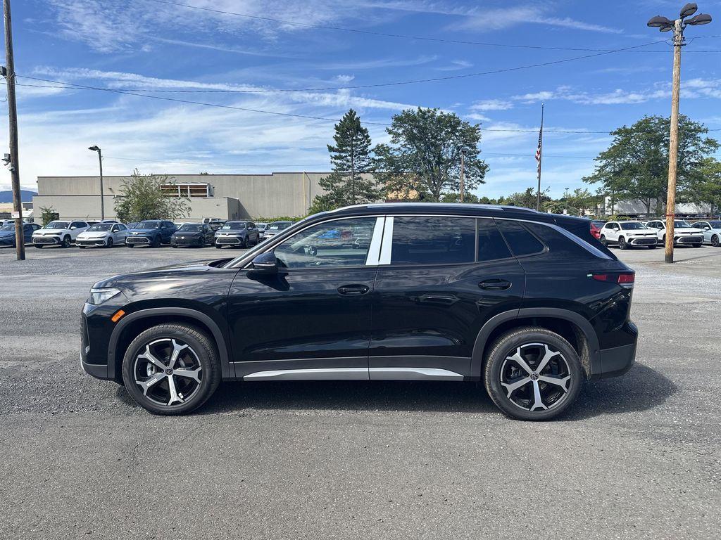 new 2025 Volkswagen Tiguan car, priced at $34,871