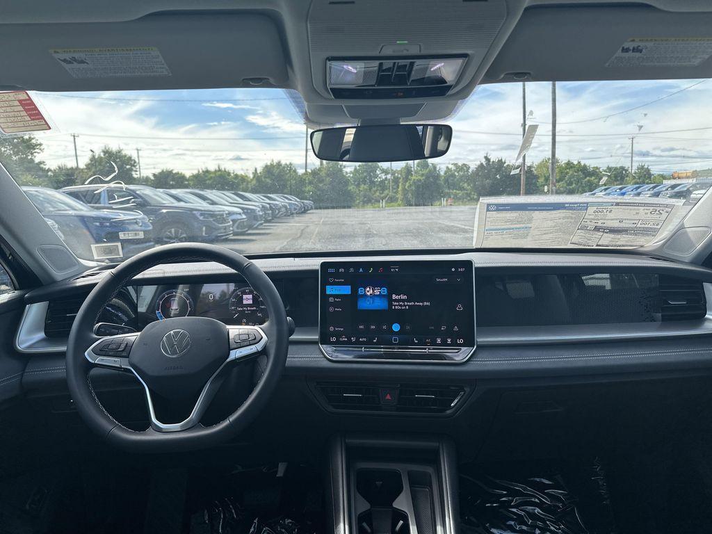 new 2025 Volkswagen Tiguan car, priced at $34,871