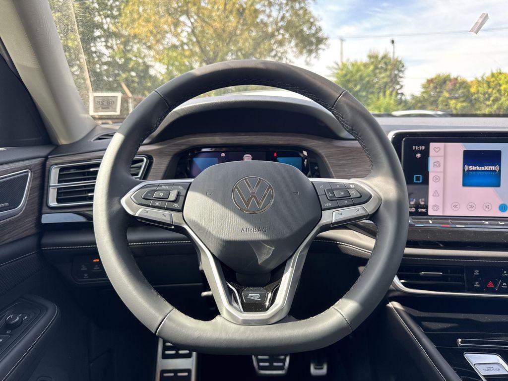 new 2026 Volkswagen Atlas car, priced at $56,214