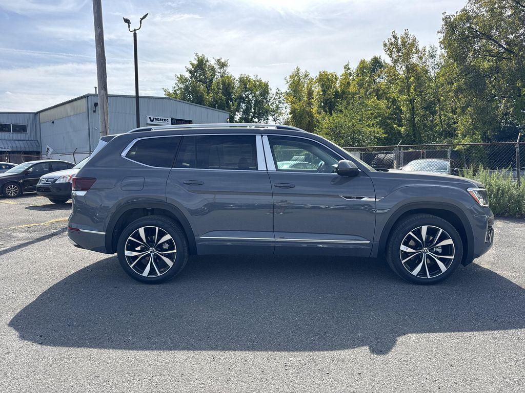 new 2026 Volkswagen Atlas car, priced at $56,214