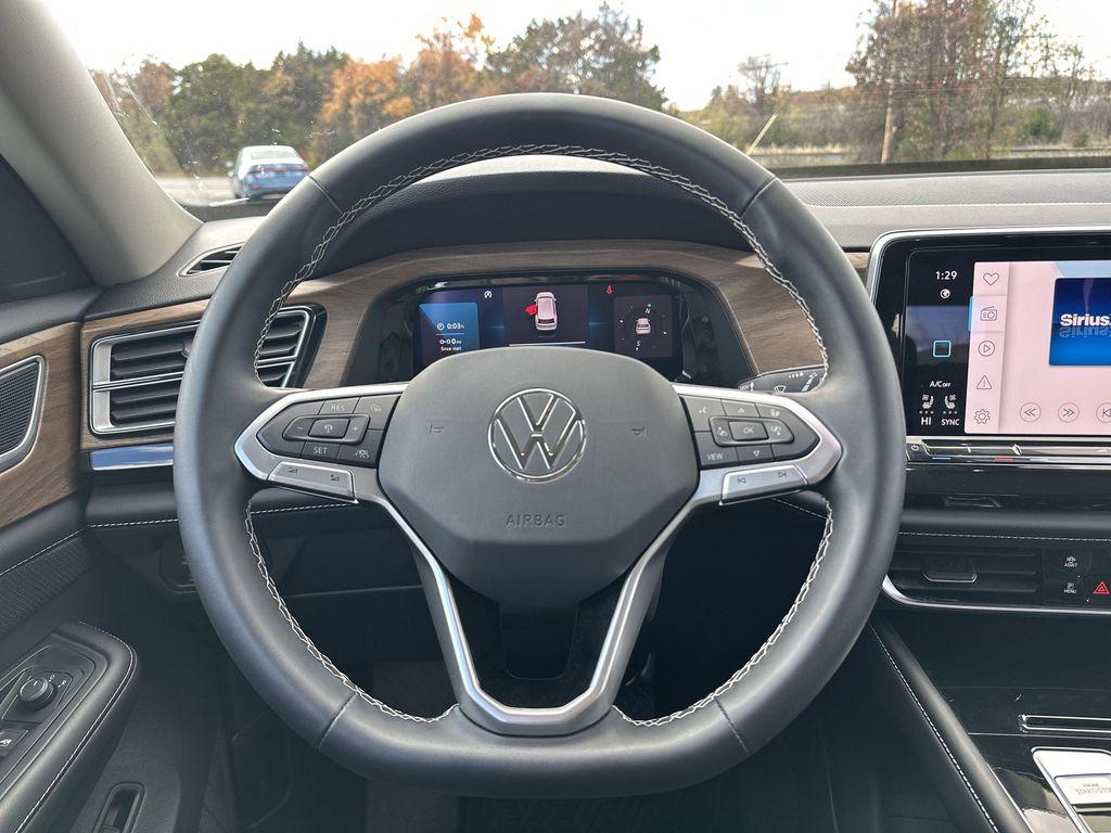 used 2025 Volkswagen Atlas car, priced at $40,995