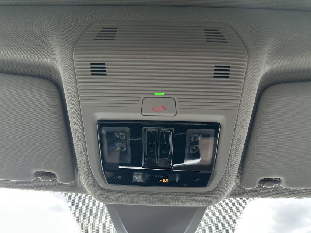 used 2025 Volkswagen Atlas car, priced at $40,995