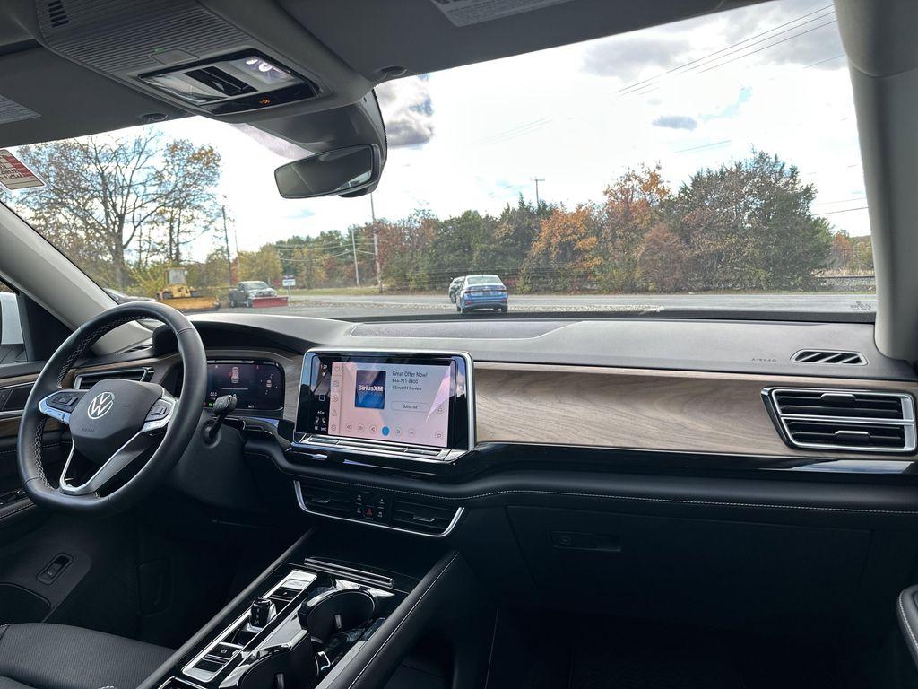 used 2025 Volkswagen Atlas car, priced at $40,995