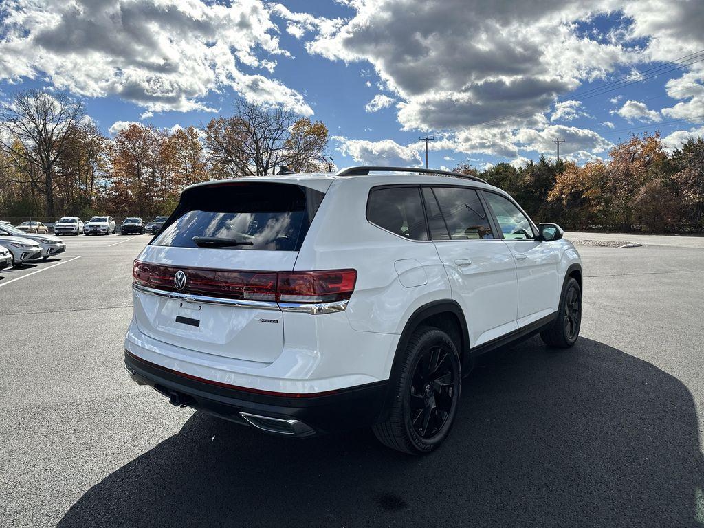 used 2025 Volkswagen Atlas car, priced at $40,995