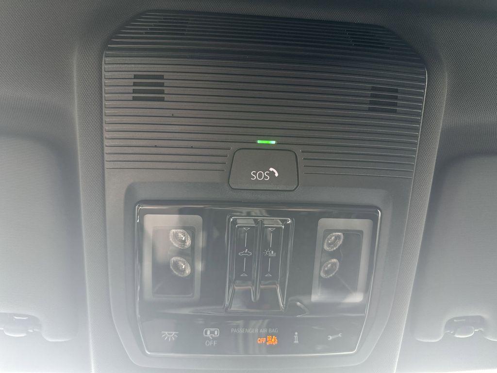 new 2025 Volkswagen Tiguan car, priced at $37,286