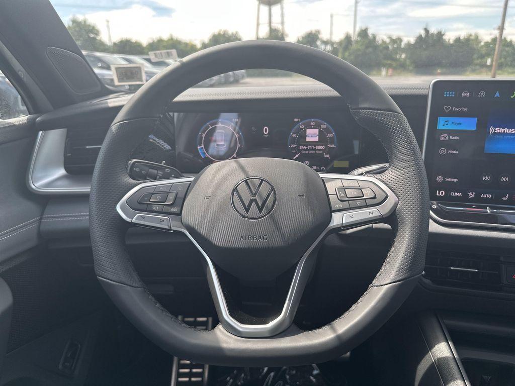 new 2025 Volkswagen Tiguan car, priced at $37,286