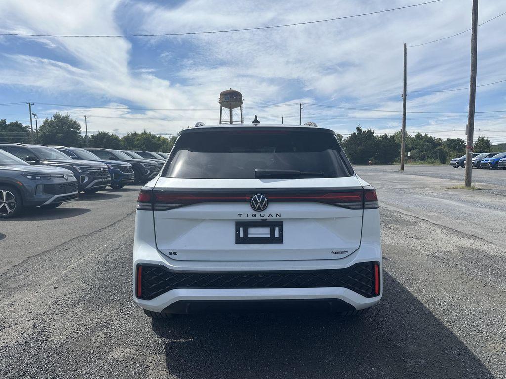 new 2025 Volkswagen Tiguan car, priced at $37,286