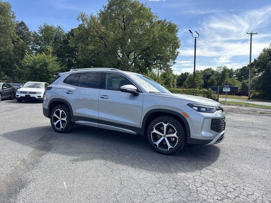 new 2025 Volkswagen Tiguan car, priced at $34,121