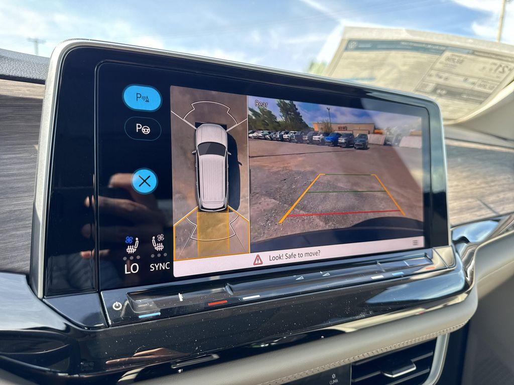 new 2026 Volkswagen Atlas car, priced at $54,703