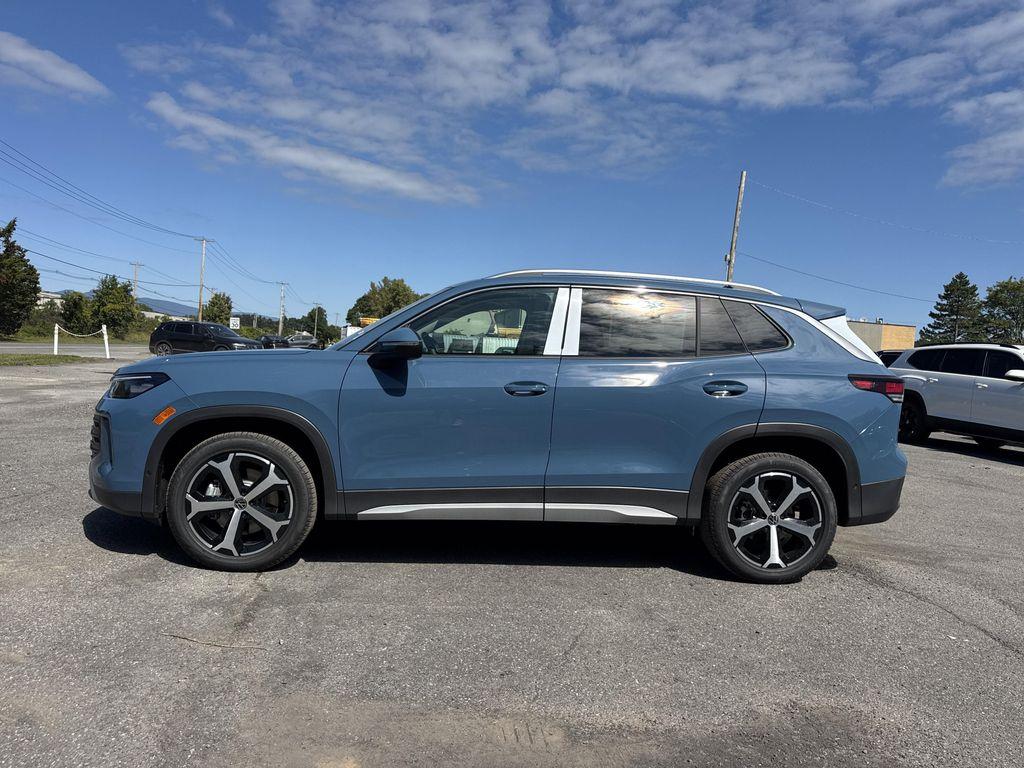 new 2025 Volkswagen Tiguan car, priced at $36,467