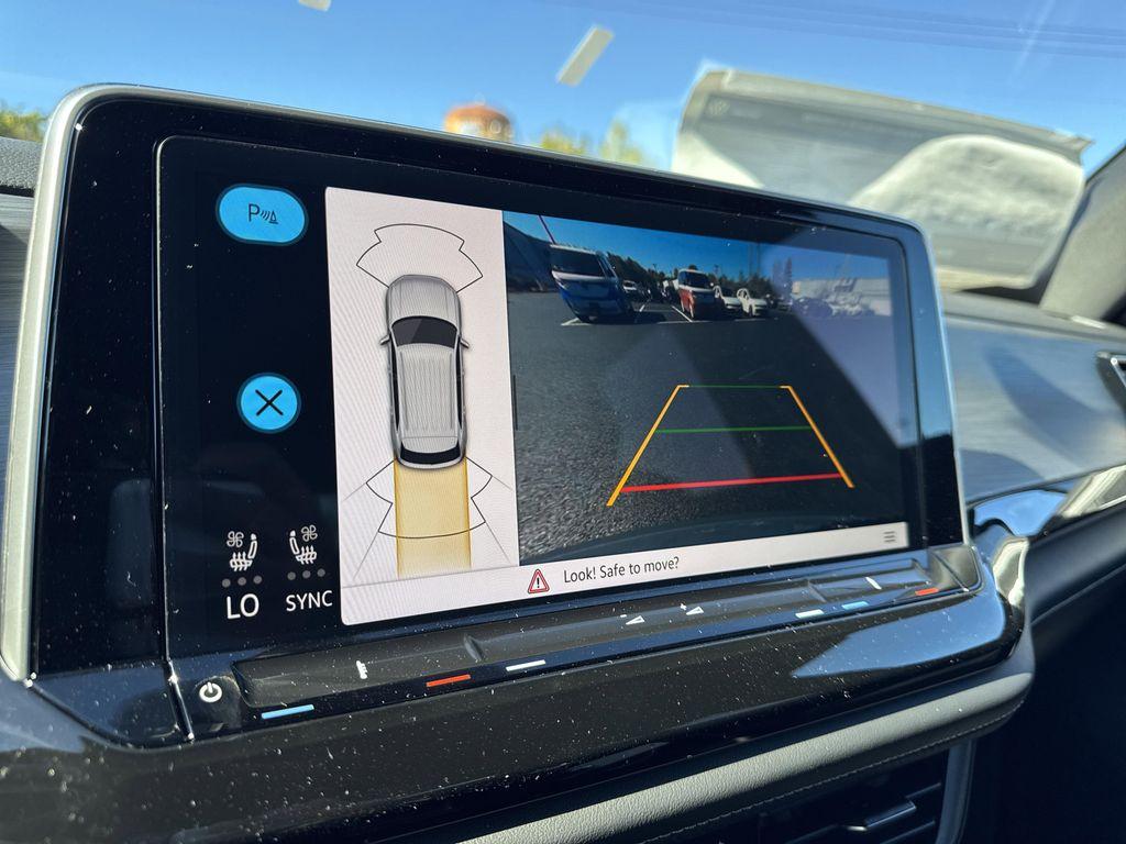 new 2026 Volkswagen Atlas Cross Sport car, priced at $46,136