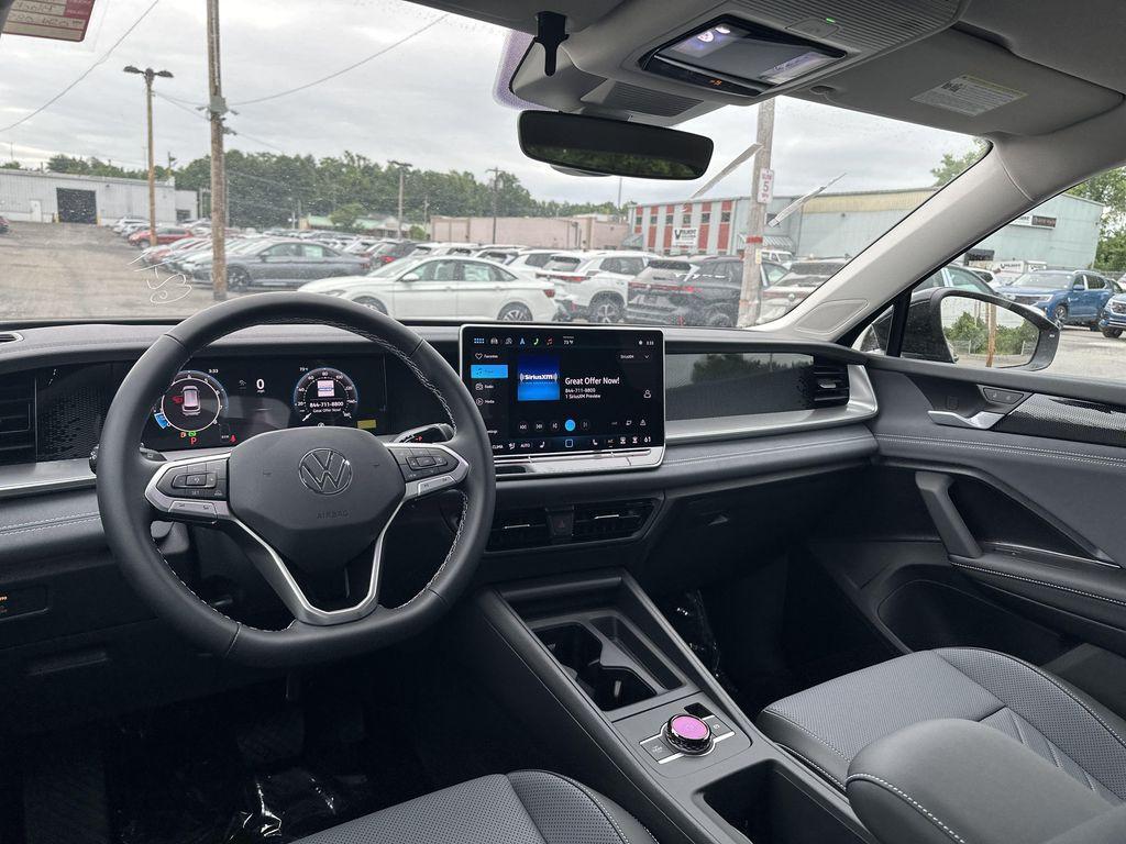 new 2025 Volkswagen Tiguan car, priced at $34,011