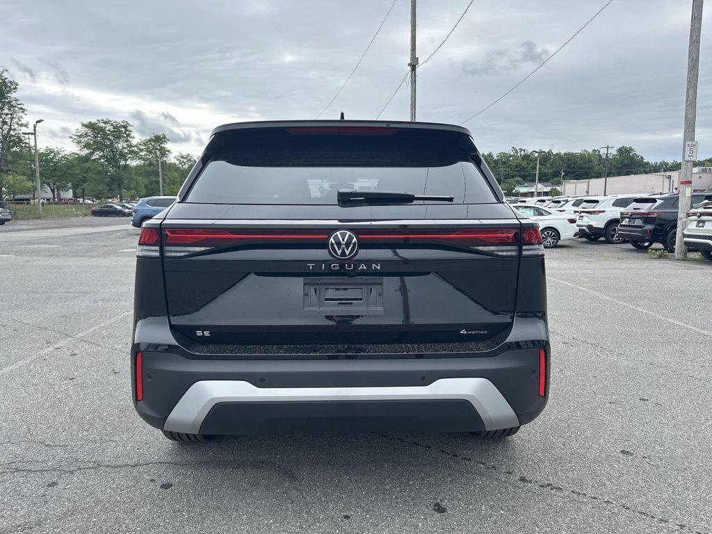 new 2025 Volkswagen Tiguan car, priced at $34,011