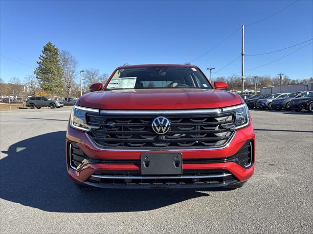 new 2025 Volkswagen Atlas car, priced at $53,002