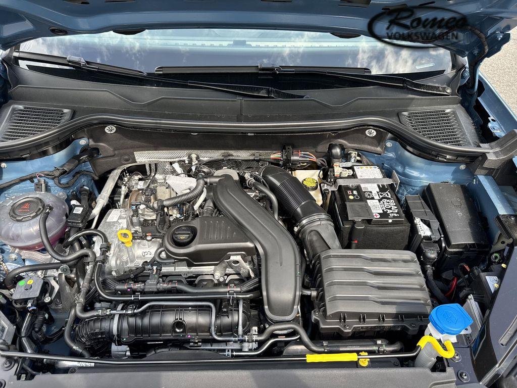 new 2025 Volkswagen Taos car, priced at $29,196