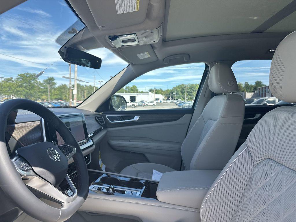 new 2026 Volkswagen Atlas car, priced at $54,943