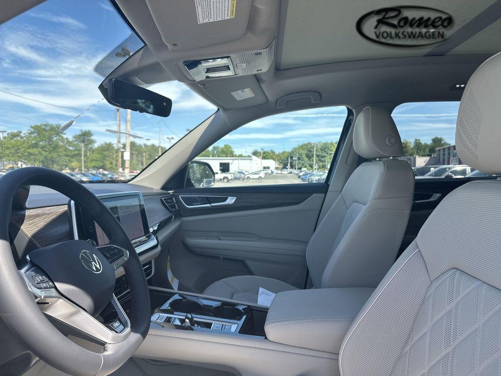 new 2026 Volkswagen Atlas car, priced at $56,375