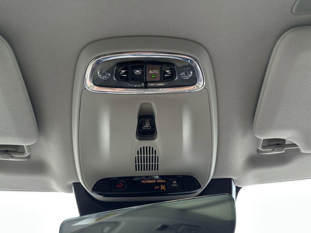 used 2022 Volvo XC90 car, priced at $31,795