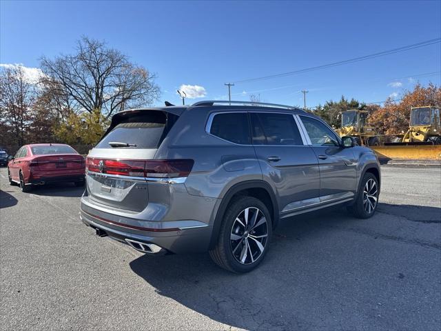 new 2025 Volkswagen Atlas car, priced at $52,565