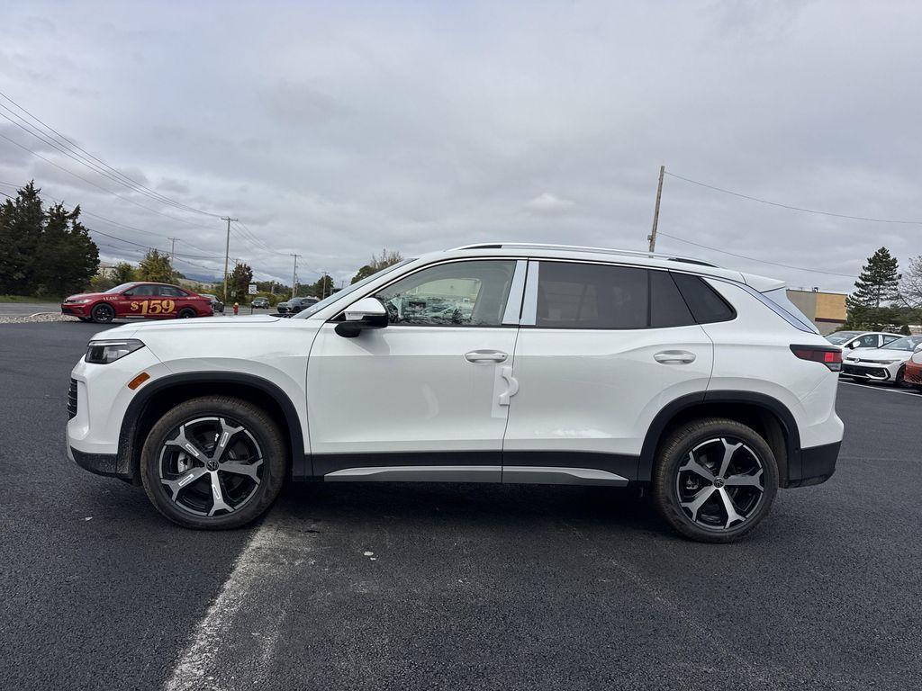 new 2025 Volkswagen Tiguan car, priced at $33,386