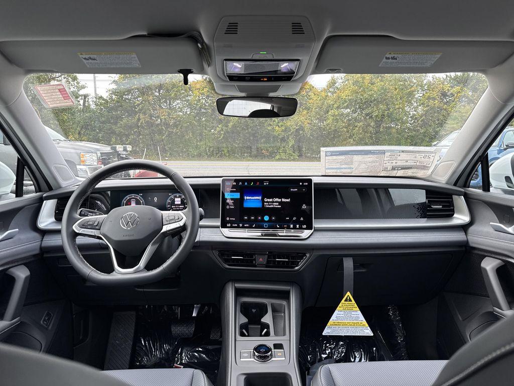 new 2025 Volkswagen Tiguan car, priced at $33,386