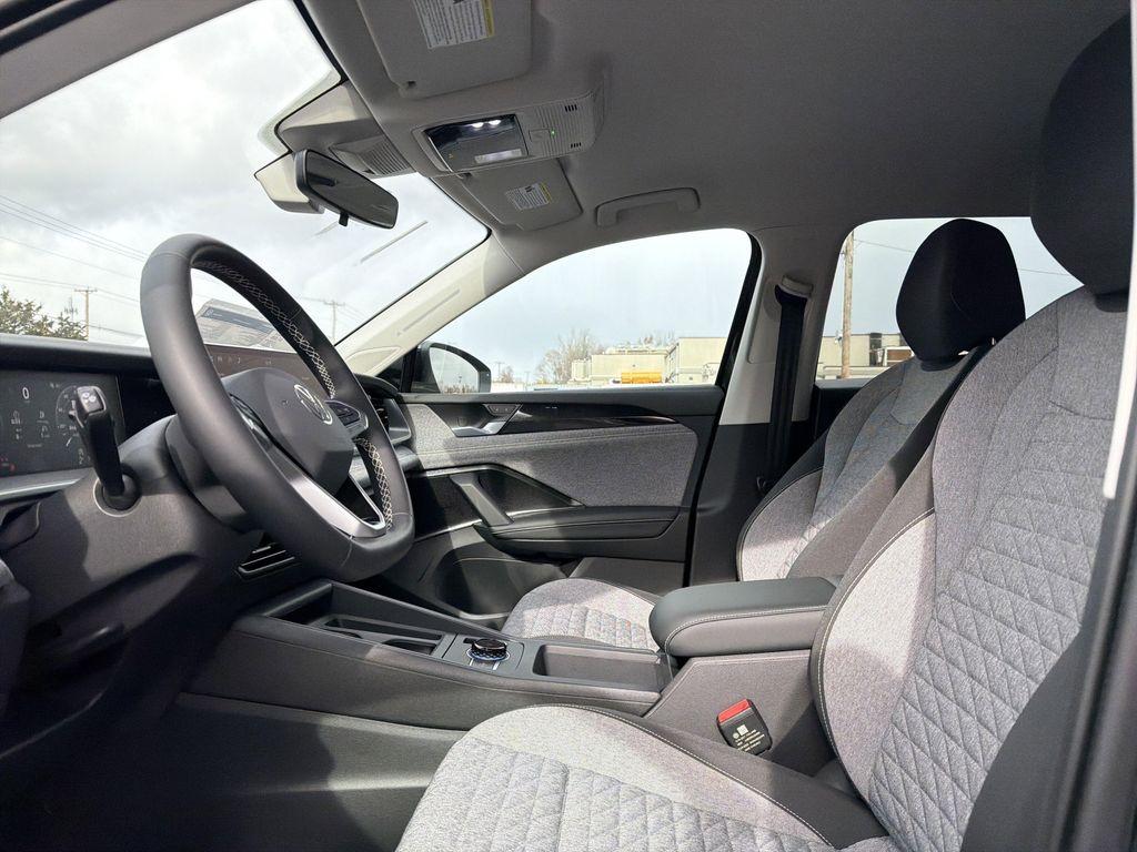 new 2026 Volkswagen Tiguan car, priced at $32,085