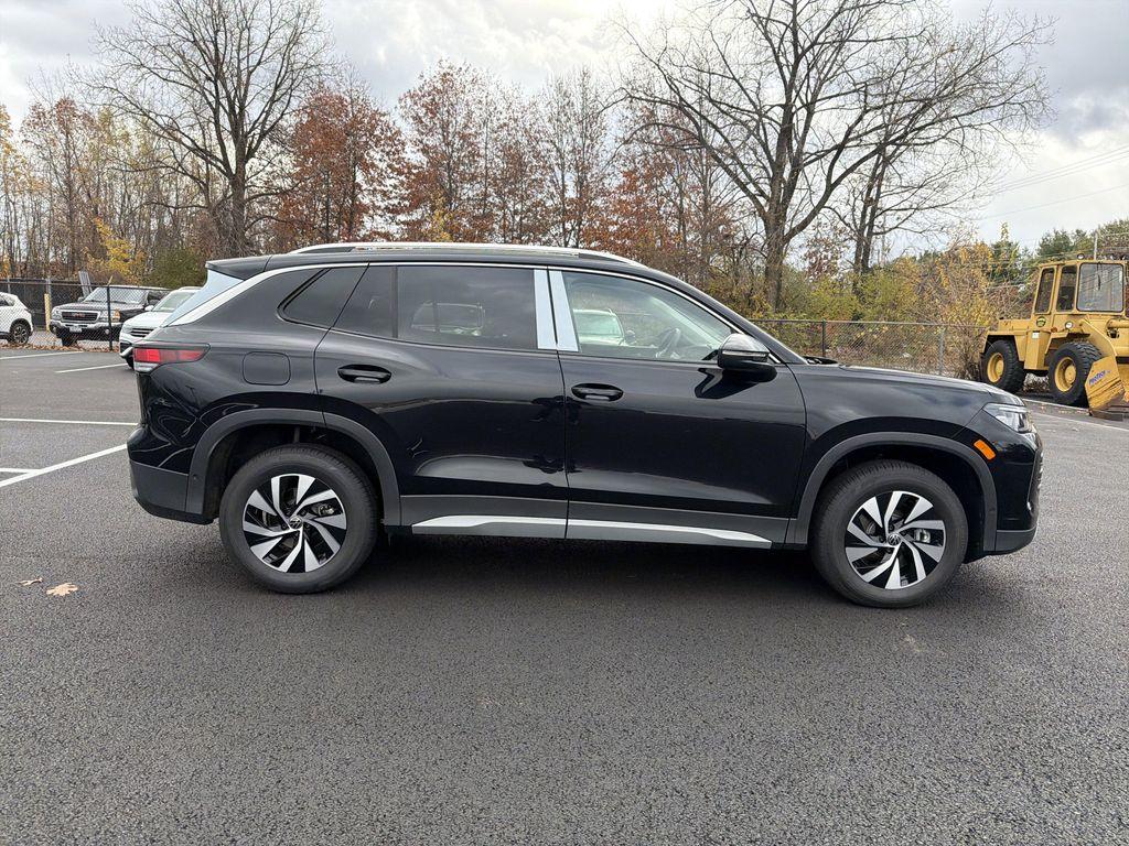 new 2026 Volkswagen Tiguan car, priced at $32,085