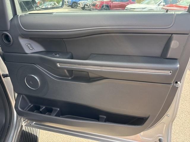 used 2024 Ford Expedition car, priced at $49,000