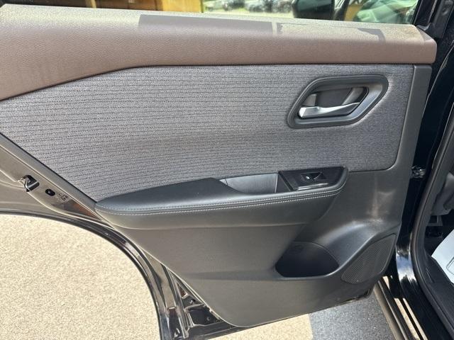 used 2021 Nissan Rogue car, priced at $17,612