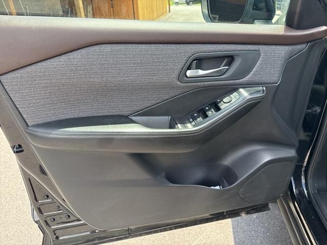 used 2021 Nissan Rogue car, priced at $17,612